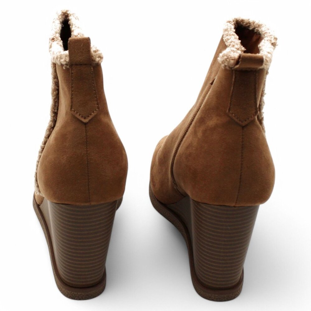 Women Padded Slip Resistant Coraa Round Toe Block Heel Zip-up Booties - Picture 7 of 7